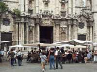 Craft market in front of Havana Cathedral